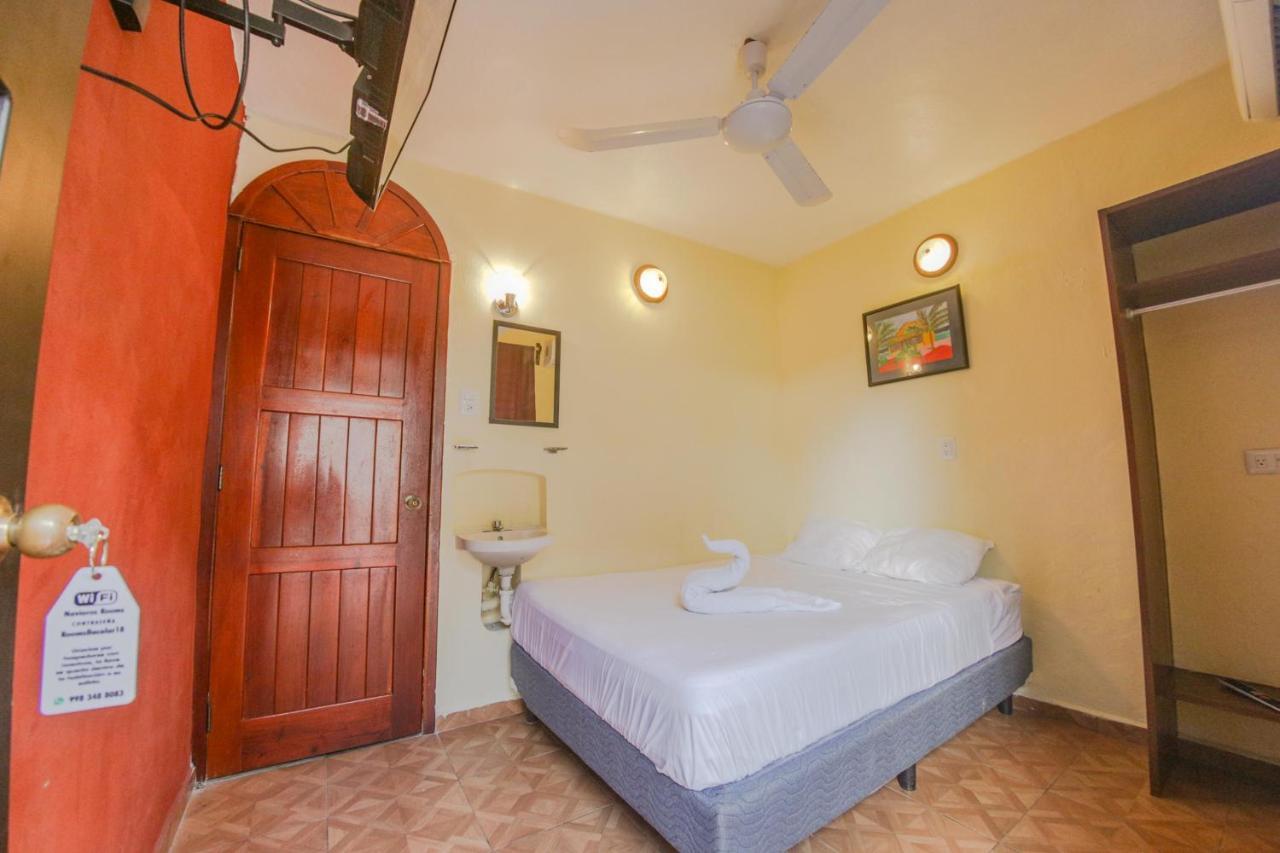 Navieros Rooms บากาลาร์ ภายนอก รูปภาพ
