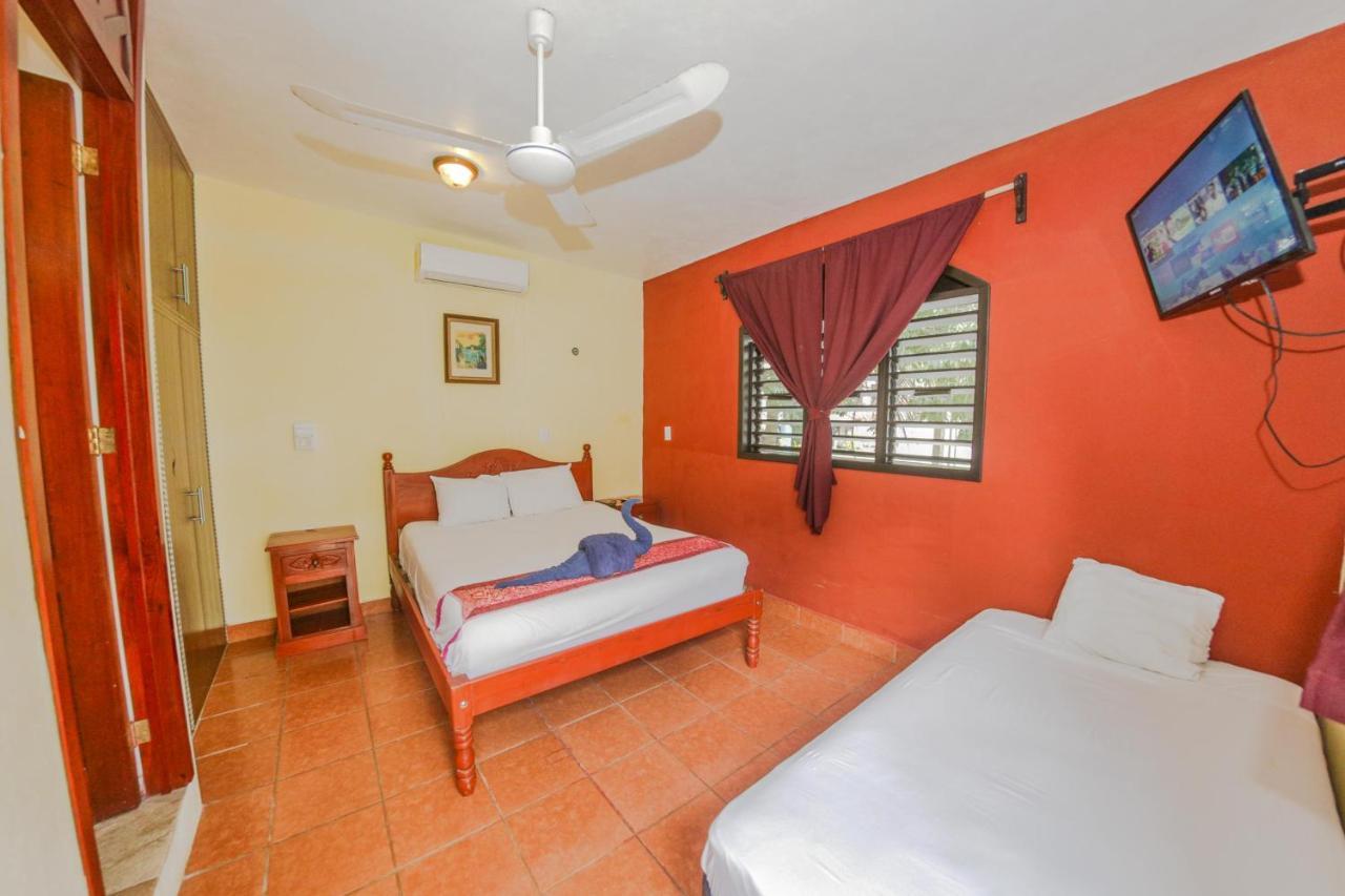 Navieros Rooms บากาลาร์ ภายนอก รูปภาพ